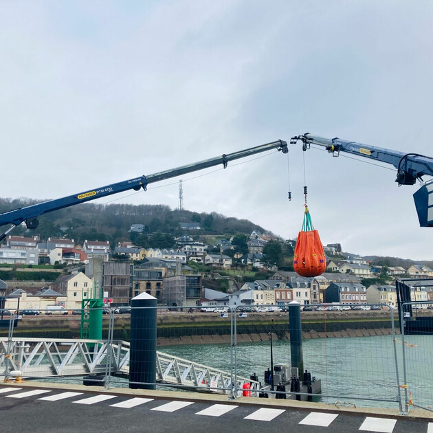 PALFINGER PTM600 Jetty Crane in Fécamp O&M Facility.